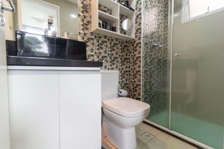 Apartamento à venda com 68m², 3 quartos e 1 vaga Apartamento à venda com 68m², 3 quartos e 1 vagaBanheiro Suíte