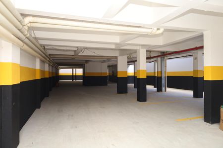 Apartamento à venda com 42m², 2 quartos e 1 vagaÁrea comum - Estacionamento