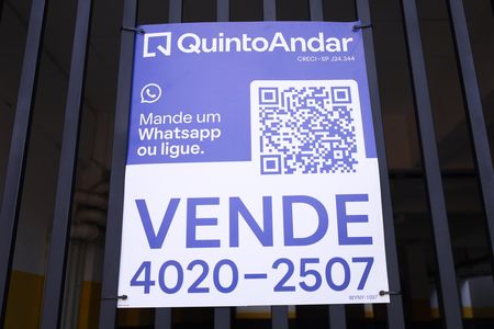 Apartamento à venda com 42m², 2 quartos e 1 vagaPlaca instalada no portão do imóvel - Código da placa: WYNY-1097