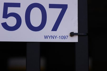 Apartamento à venda com 42m², 2 quartos e 1 vagaPlaca instalada no portão do imóvel - Código da placa: WYNY-1097