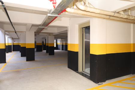 Apartamento à venda com 42m², 2 quartos e 1 vagaÁrea comum - Estacionamento