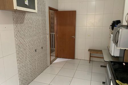 Casa para alugar com 180m², 4 quartos e 2 vagas Casa para alugar com 180m², 4 quartos e 2 vagasCozinha
