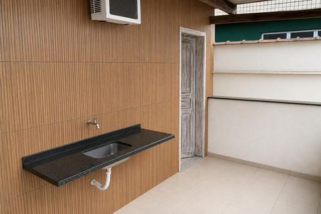Casa para alugar com 180m², 4 quartos e 2 vagas Casa para alugar com 180m², 4 quartos e 2 vagasÁrea de Serviço