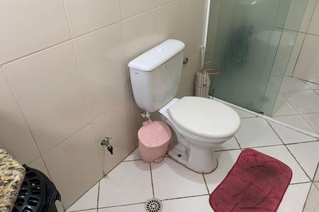 Casa para alugar com 180m², 4 quartos e 2 vagas Casa para alugar com 180m², 4 quartos e 2 vagasBanheiro da Suíte 1