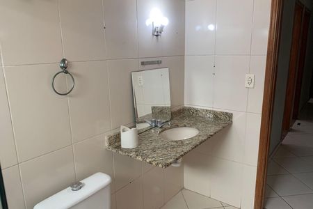 Casa para alugar com 180m², 4 quartos e 2 vagas Casa para alugar com 180m², 4 quartos e 2 vagasBanheiro