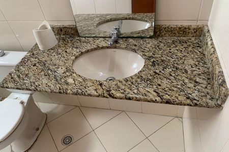 Casa para alugar com 180m², 4 quartos e 2 vagas Casa para alugar com 180m², 4 quartos e 2 vagasBanheiro