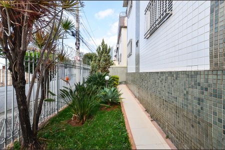 Apartamento à venda com 86m², 3 quartos e 2 vagas Apartamento à venda com 86m², 3 quartos e 2 vagasEntrada