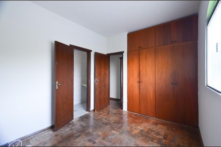Apartamento à venda com 86m², 3 quartos e 2 vagas Apartamento à venda com 86m², 3 quartos e 2 vagasSuíte
