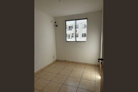 Quarto de apartamento para alugar com 2 quartos, 55m² em Taquara, Rio de Janeiro