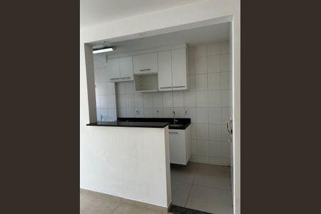 Cozinha de apartamento para alugar com 2 quartos, 55m² em Taquara, Rio de Janeiro