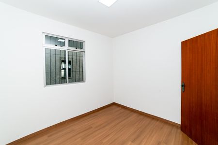 Apartamento para alugar com 128m², 4 quartos e 2 vagas Apartamento para alugar com 128m², 4 quartos e 2 vagasQuarto 2