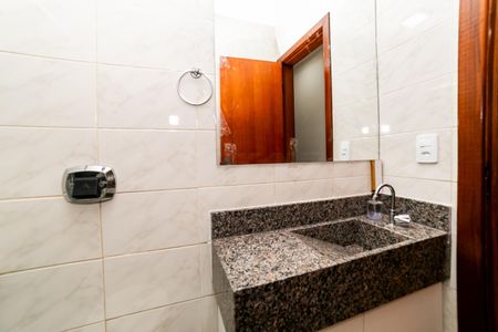 Apartamento para alugar com 128m², 4 quartos e 2 vagas Apartamento para alugar com 128m², 4 quartos e 2 vagasBanheiro Social