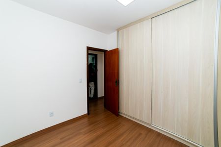 Apartamento para alugar com 128m², 4 quartos e 2 vagas Apartamento para alugar com 128m², 4 quartos e 2 vagasQuarto 3