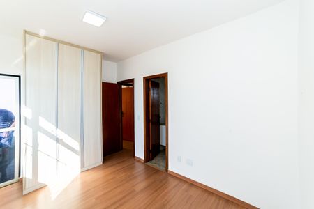 Suíte de apartamento para alugar com 3 quartos, 128m² em Colégio Batista, Belo Horizonte