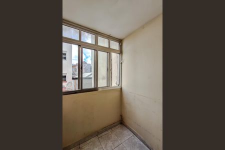 Apartamento para alugar com 80m², 2 quartos e sem vaga Apartamento para alugar com 80m², 2 quartos e sem vagaVaranda da Sala