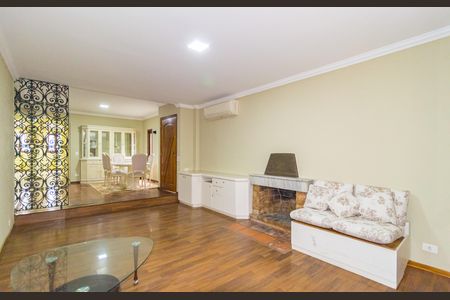 Sala de Estar de casa à venda com 3 quartos, 300m² em Vila Regente Feijó, São Paulo