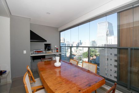Apartamento para alugar com 85m², 2 quartos e 1 vaga Apartamento para alugar com 85m², 2 quartos e 1 vagaVaranda da Sala e Cozinha