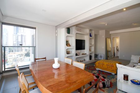 Apartamento para alugar com 85m², 2 quartos e 1 vaga Apartamento para alugar com 85m², 2 quartos e 1 vagaVaranda da Sala e Cozinha