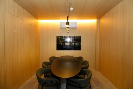 Apartamento para alugar com 85m², 2 quartos e 1 vaga Apartamento para alugar com 85m², 2 quartos e 1 vagaÁrea Comum - Sala de Reunião