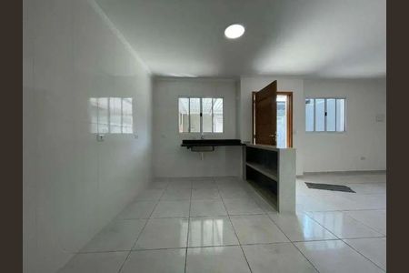 Casa à venda com 2 quartos, 65m² em Vila Barbosa, São Paulo