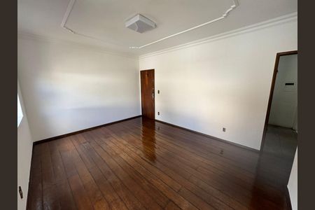 Apartamento à venda com 3 quartos, 110m² em Coracao de Jesus, Belo Horizonte