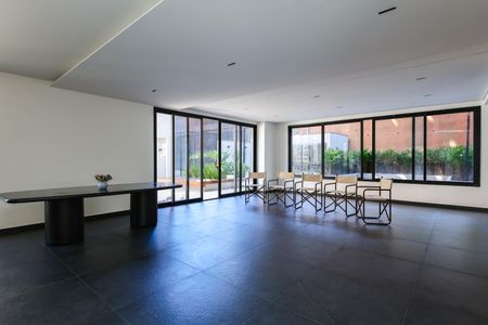Apartamento para alugar com 37m², 2 quartos e 1 vagaÁrea comum - Salão de festas