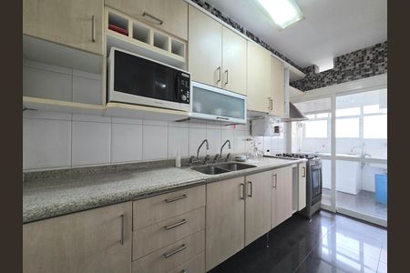 Apartamento para alugar com 110m², 3 quartos e 2 vagas Apartamento para alugar com 110m², 3 quartos e 2 vagasCozinha