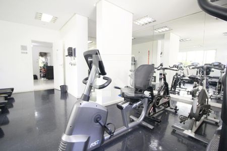 Apartamento para alugar com 110m², 3 quartos e 2 vagas Apartamento para alugar com 110m², 3 quartos e 2 vagasÁrea comum - Academia