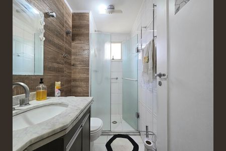 Apartamento para alugar com 110m², 3 quartos e 2 vagas Apartamento para alugar com 110m², 3 quartos e 2 vagasBanheiro Social