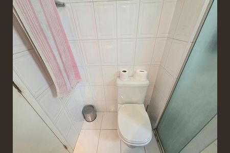 Apartamento para alugar com 110m², 3 quartos e 2 vagas Apartamento para alugar com 110m², 3 quartos e 2 vagasBanheiro da Suíte