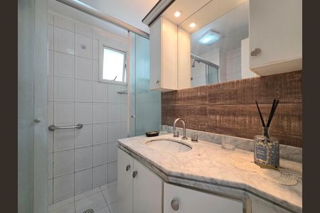 Apartamento para alugar com 110m², 3 quartos e 2 vagas Apartamento para alugar com 110m², 3 quartos e 2 vagasBanheiro da Suíte
