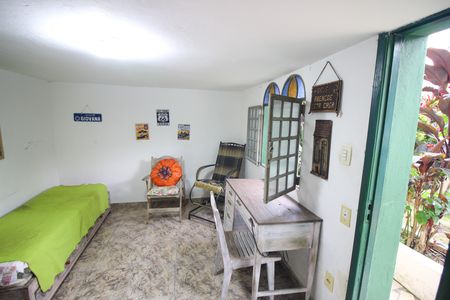 Casa à venda com 120m², 4 quartos e 2 vagas Casa à venda com 120m², 4 quartos e 2 vagasQuarto 4