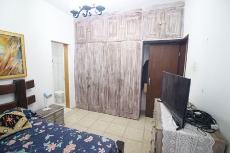 Casa à venda com 120m², 4 quartos e 2 vagas Casa à venda com 120m², 4 quartos e 2 vagasQuarto 1