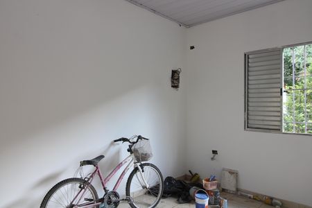 Casa à venda com 150m², 3 quartos e 2 vagasQuarto externo