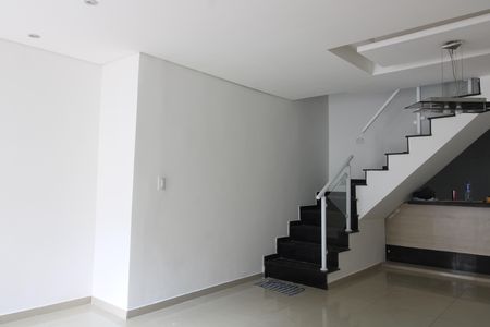 Sala de casa à venda com 3 quartos, 150m² em Jardim Maringa, São Paulo