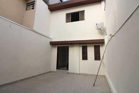 Quintal de casa à venda com 3 quartos, 150m² em Jardim Maringa, São Paulo