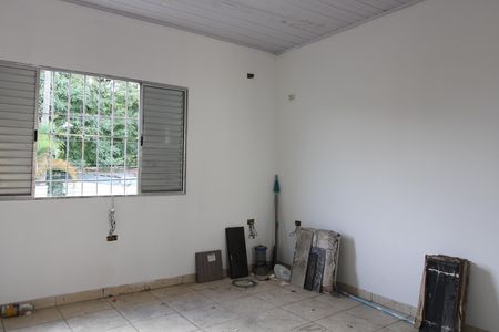 Casa à venda com 150m², 3 quartos e 2 vagasQuarto externo