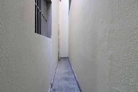 Casa à venda com 150m², 3 quartos e 2 vagascorredor externo