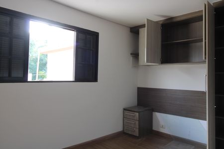 Casa à venda com 150m², 3 quartos e 2 vagasSuíte