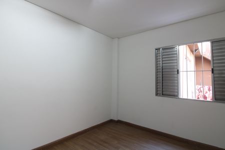 Casa à venda com 150m², 3 quartos e 2 vagasQuarto 2