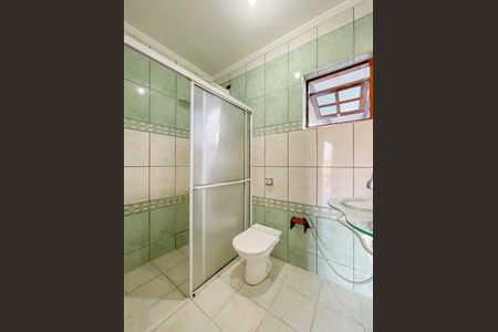 Casa à venda com 200m², 3 quartos e 1 vaga Casa à venda com 200m², 3 quartos e 1 vagaBanheiro da Suíte
