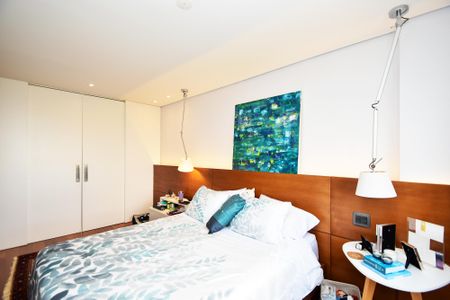 Apartamento à venda com 100m², 1 quarto e 1 vagasuite