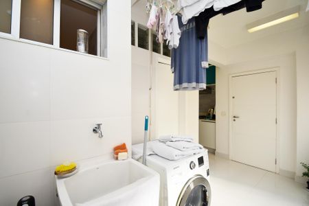 Apartamento à venda com 100m², 1 quarto e 1 vagalavanderia