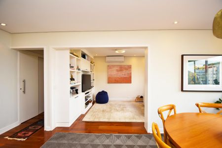 Apartamento à venda com 100m², 1 quarto e 1 vagasala de jantar