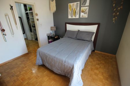 Casa para alugar com 220m², 4 quartos e 2 vagas