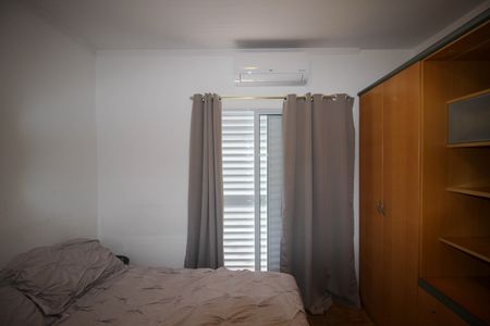 Casa para alugar com 220m², 4 quartos e 2 vagas