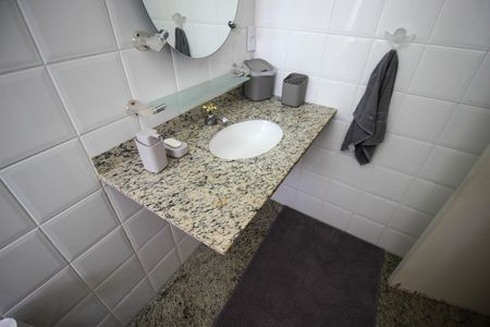 Casa para alugar com 220m², 4 quartos e 2 vagas