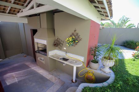 Casa para alugar com 220m², 4 quartos e 2 vagas
