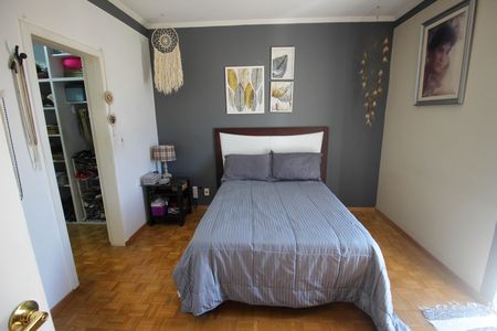 Casa para alugar com 220m², 4 quartos e 2 vagas