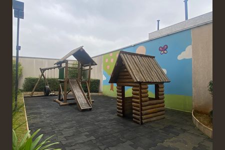 Apartamento à venda com 64m², 2 quartos e 1 vaga Apartamento à venda com 64m², 2 quartos e 1 vagaÁrea comum - Playground